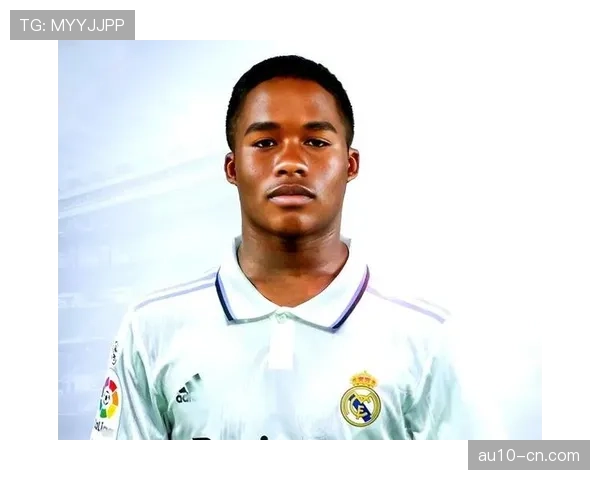 恩德里克4场法甲首发贡献3球1助，巴西天才租借里昂后重获新生